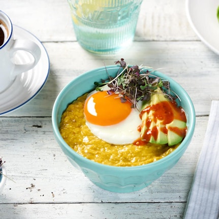 Spiced Papaya Oats with Avocado and Egg 2
