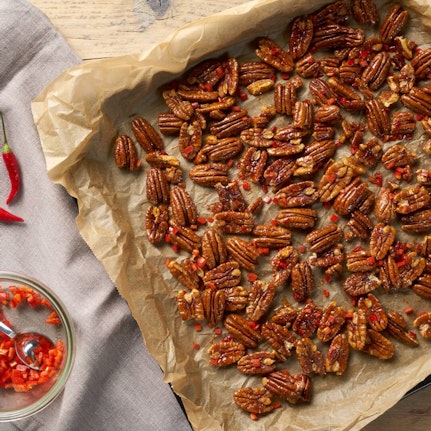 Sweet and Spicy Pecans 4