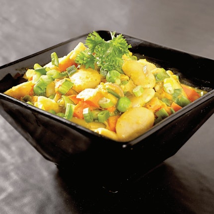 RECIPE IMAGE Coconut Bean Curry 1